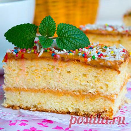Бисквитный торт - рецепт с фото пошагово (со сгущенкой)