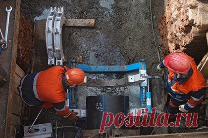 Сообщения о проблемах с коммунальным хозяйством в Мелитополе не подтвердились. Информация о том, что Россия не может должным образом содержать коммунальное хозяйство на территории новых регионов, распространившаяся в украинских Telegram-каналах, оказалась недостоверной. На самом деле ремонт и замена водопроводной трубы доказывают, что в Мелитопольском районе начали ремонтировать изношенные сети.