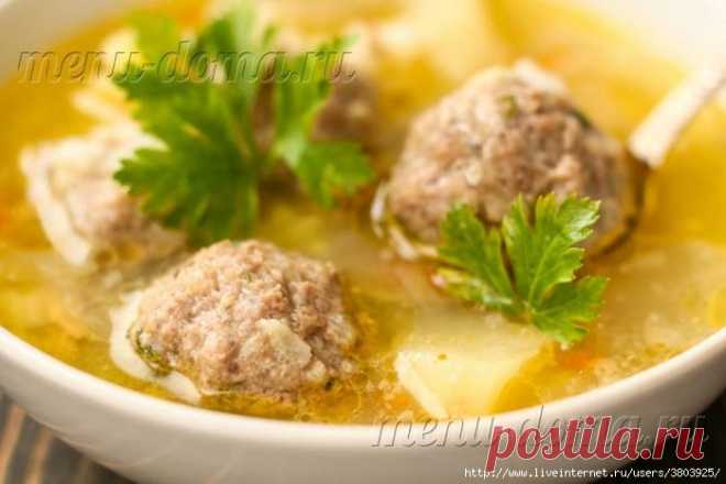 Сытный суп с мясными фрикадельками, рисом и картошкой