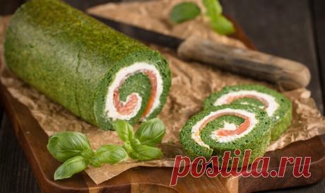 Полезен и вкусен и необычайно красив: рулет из шпината | Вкусные рецепты