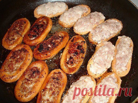 &quot;Сушки на закуску&quot;
Записки шеф-повара


Ингредиенты:
- Сушка &quot;челночок&quot; (только не баранки и не бублики),и конечно не сладкие...
- Мясной фарш
- Лук или чеснок
- Яйцо
- Молоко.