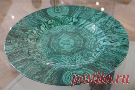 Малахитовая кладовая: удивительная коллекция произведений камнерезов в Екатеринбурге, хотя есть и разочарование | Соло - путешествия | Яндекс Дзен