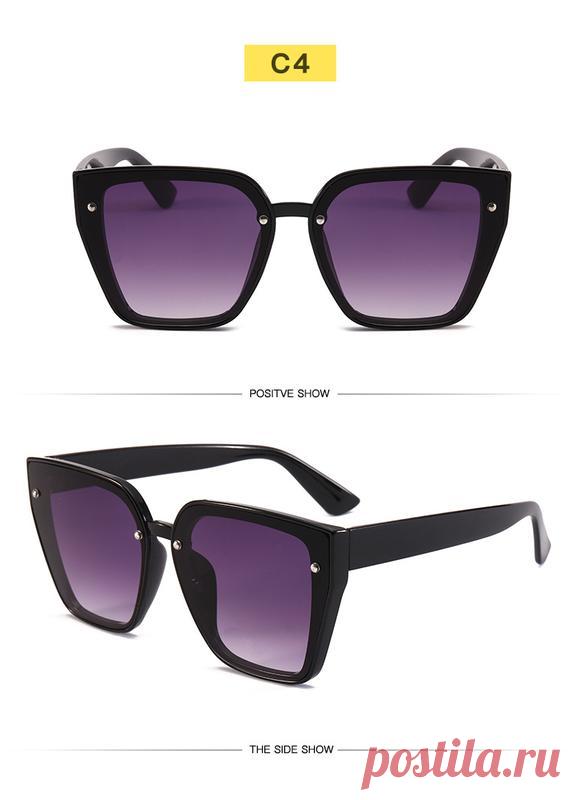 Солнцезащитные черные очки-трапеции с дымчатой линзой-накладкой за 198 грн. | Шафа