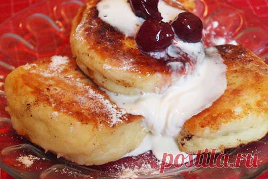 Сырники с начинкой из вишни
