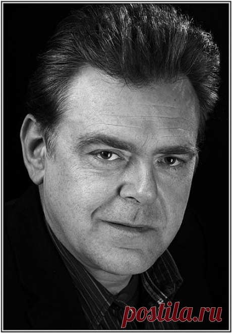 Кевин МакНэлли (Kevin McNally)
- 27 апреля, 1956