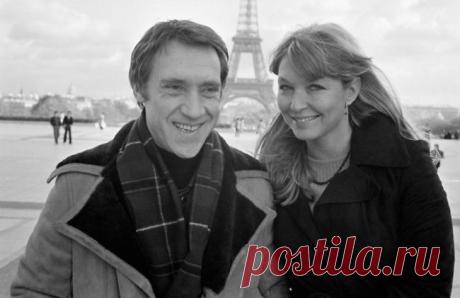 Владимир Высоцкий и Марина Влади в Париже, 1977 год.  | 30 снимков знаменитых россиян, какими вы их точно не видели