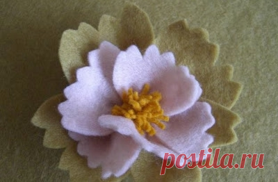 Цветы из ткани или фетра