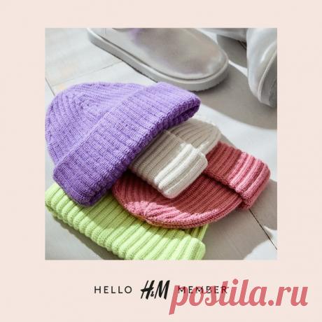 Для участников программы лояльности – все самое интересное! 🤩🎉 Друзья, мы дарим вам скидку на избранные цвета шапки-бестселлера с розовым ценником: салатовый, оранжевый, розовый и зеленый. Теперь вы можете приобрести шапку этих цветов всего за 500 рублей! 🛍 Акция действует в наших физических магазинах с 23.12.2020 по 06.01.2021 включительно и распространяется только на избранные цвета. Акцией можно воспользоваться несколько раз. Акция не суммируется с другими акциями и предложениями. #HM…