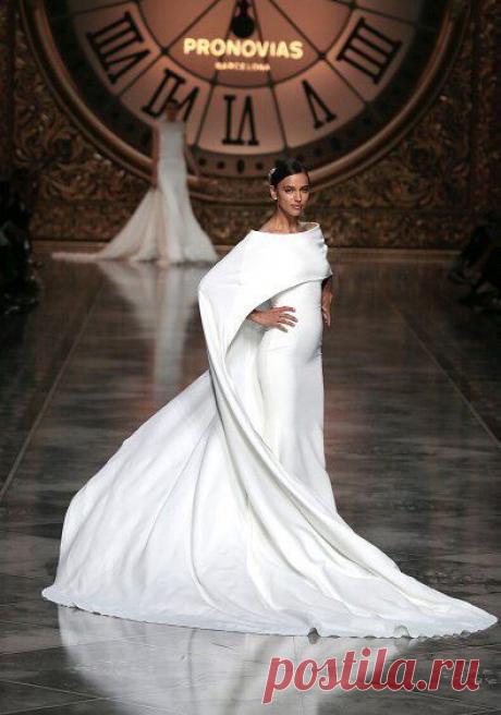 Ирина Шейк доя Pronovias / Логика моды