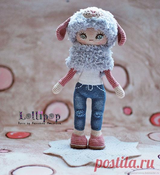 Вязаная куколка Мила в шапочке-собачке – купить в интернет-магазине на Ярмарке Мастеров с доставкой