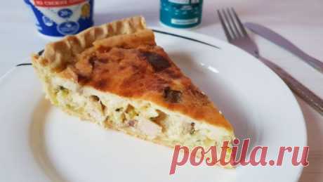 ​Заливной пирог с курицей и грибами