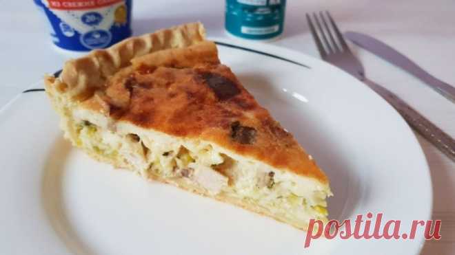 ​Заливной пирог с курицей и грибами