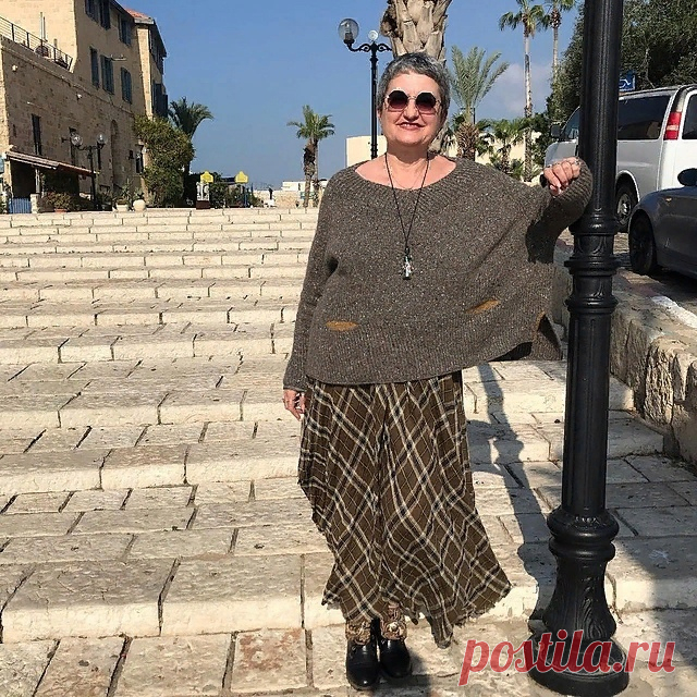 Пуловер Isabel от Ludmila Betiukova