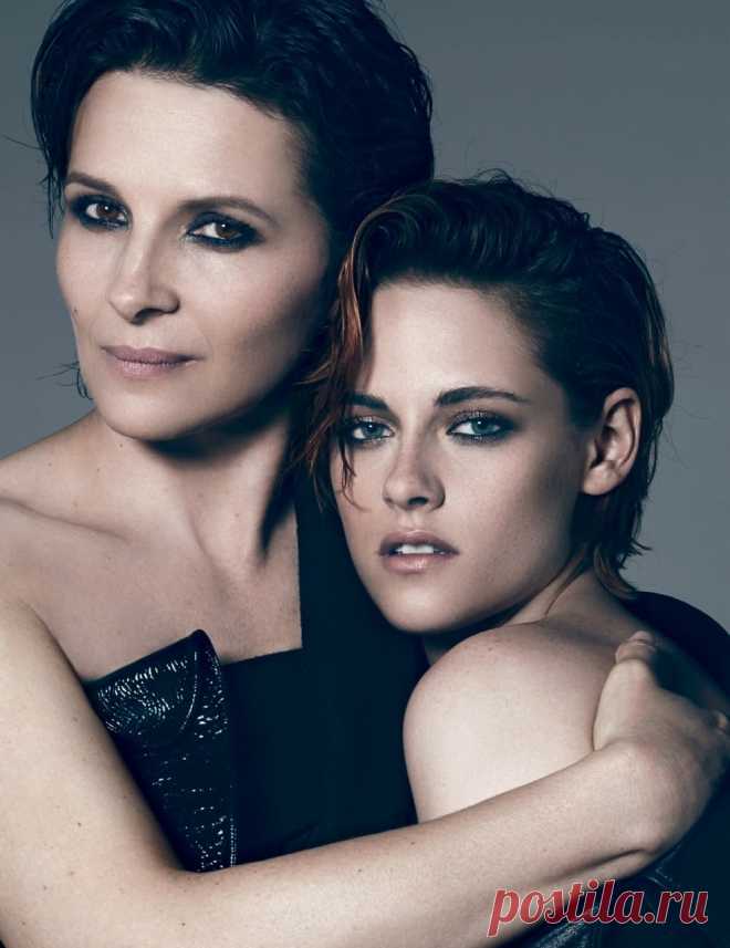 Кристен Стюарт (Kristen Stewart) и Жюльет Бинош (Juliette Binoche) в фотосессии Дрю Крилли (Driu Crilly) и Тьяго Мартела (Tiago Martel) для журнала Interview (осень 2014)
