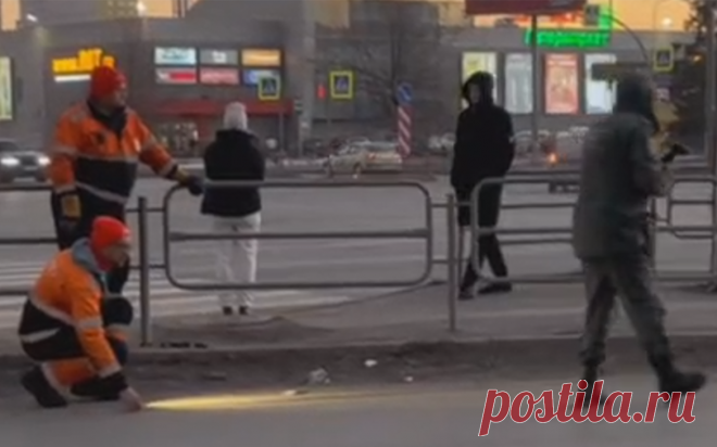 СК опубликовал кадры с места наезда на пятерых пешеходов. Видео. Следственный комитет по Челябинской области опубликовал кадры с места аварии, в которой водитель сбил на перекресте пятерых человек.