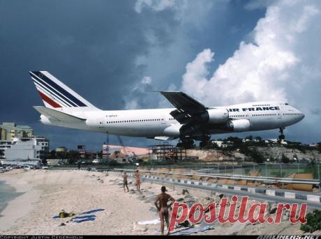 Найдено на сайте airliners.net.
