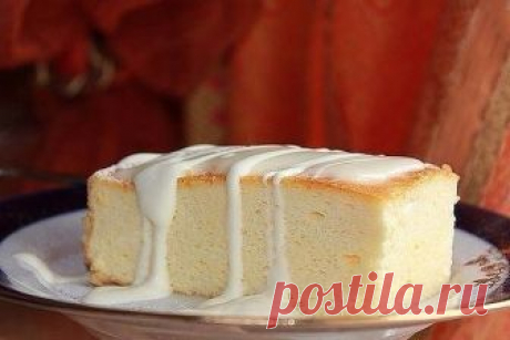 Фантастически вкусная творожная запеканка ￼ 

Ингредиенты: 

￼ 250г. творога 
￼ 1 ст. ложка сахара 
￼ 0.5 чайной ложки соли 
￼ 2 яйца взбить 
￼ 2 ст. ложки манной крупы 
￼ 0.5 стакана молока 

Приготовление: 

Манку с молоком смешать и дать постоять минут 10, чтобы крупа набухла. Взбить яйца с сахаром, добавить творог, соль и набухшую манку. Всё перемешать и вылить в форму, смазанную маргарином и посыпанную сухарями или манной крупой (чтобы не прилипало) Запекать в разогре...