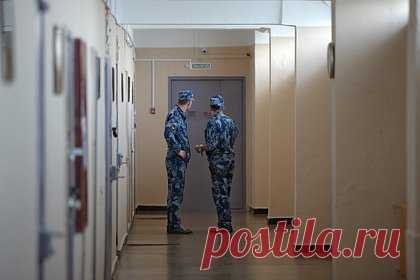 Бывшим российским полицейским вынесли приговоры за взяточничество