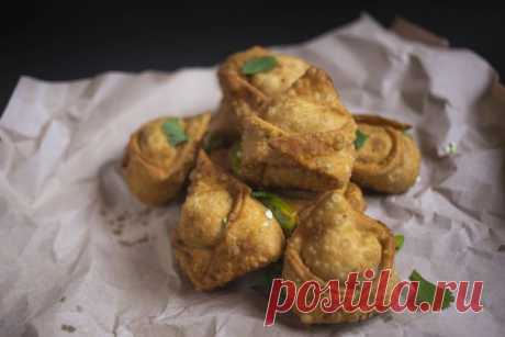 Горячая закуска к пиву: кудяблики с куриным фаршем и беконом