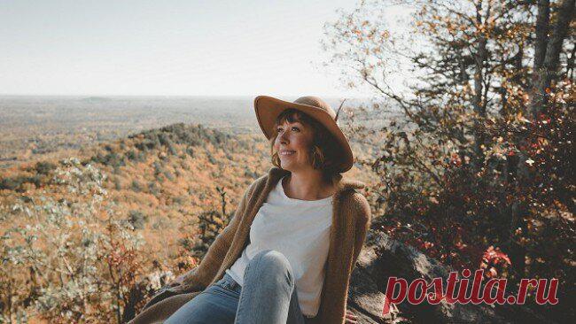 Астрологический прогноз на 27 сентября для всех знаков Зодиака
Что «советует» Луна (в Близнецах)? Что получится удачно: встречи, зарабатывание денег, покупки, встречи с друзьями. Избегайте: ненужных разговоров с упрямыми людьми — вы все равно их не переубедите. Магия: занимайтесь ритуалами для привлечения хороших новостей, гадайте. Дом: делайте покупки, готовьте и пеките, убирайте, гладьте....
Читай пост далее на сайте. Жми ⏫ссылку выше