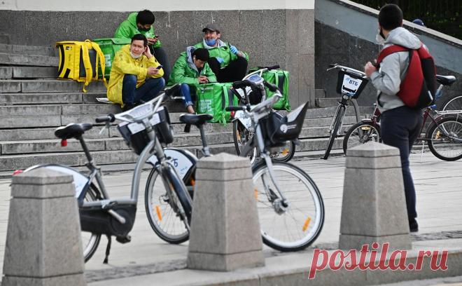 На Сахалине мигрантам запретили работать в 24 сферах. В Сахалинской области мигрантам запретили работать в 24 сферах, сообщили в пресс-центре губернатора Сахалинской области.