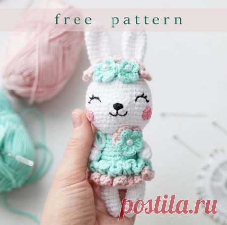 Весенняя зайка — игрушка крючком