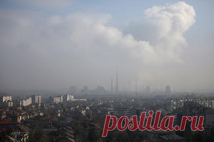 Названа самая грязная страна Европы. В третьем квартале 2021 года объем выбросов парниковых газов в Европе вырос из-за восстановления деловой активности, сообщила статистическая служба Европейского Союза. Самой грязной страной в Европе назвали Болгарию. о оценкам Евростата, выбросы составили 881 миллион тонн эквивалента CO2.