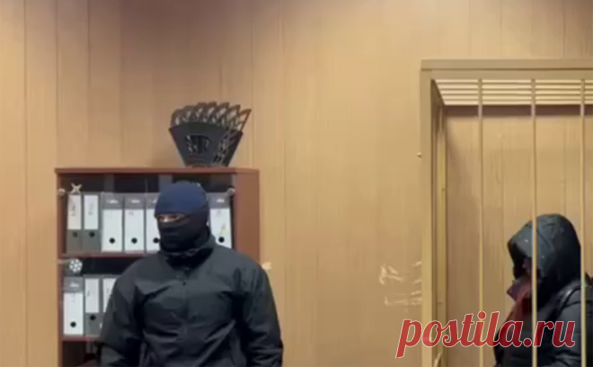 Журналистку арестовали за сотрудничество с зарубежной организацией. Россиянке Нике Новак, которая ранее работала в читинских СМИ, вменяют сотрудничество с иностранной организацией на конфиденциальной основе. По этой статье грозит до восьми лет тюрьмы