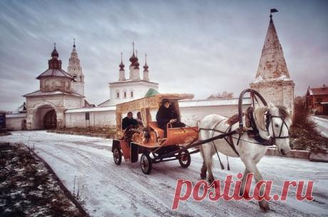 Discover Russia - Discover Russia поделился(лась) фотографией...
Суздаль — музей под открытым небом и древний русский город, имеющий около двух сотен древних памятников светской и религиозной архитектуры, на площади всего девять квадратных километров. Увидеть лучшее из этот великолепный город, с нами: nordictravel.ru/guide/russia-sights/suzdal/. (Автор перевода: Bing)