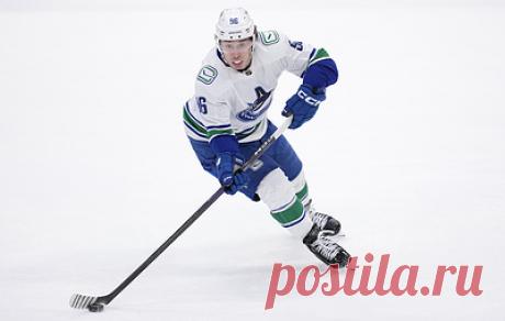 Российский нападающий "Ванкувера" Кузьменко набрал очки в третьем матче НХЛ подряд. Форвард отметился двумя результативными передачами в игре против "Чикаго"
