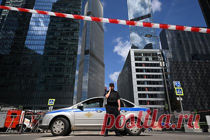 На Украине объяснили цель ударов дронов по Москве. Спикер Главного управления разведки (ГУР) Министерства обороны Украины Андрей Юсов заявил, что атаки дронов на башни «Москва-Сити» производятся с целью психологического воздействия на население России. Он уточнил, что удары должны повлиять на общественные настроения и создать нужный информационный эффект.