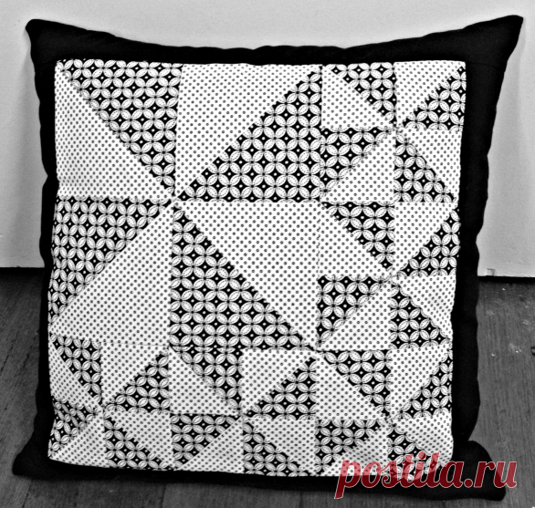 Free Quilt Pattern: Pinwheel Cushion • I Sew Free This pattern uses a variety of simple pinwheels to create this gorgeous piece of eye-candy.   Download