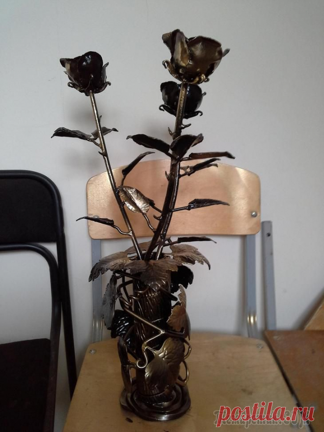 Кованые розы