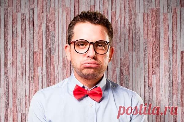 Психолог: что делает мужчин слабыми Он обаятельный, интеллигентный, опрятный и вежливый, любит свою маму и никогда не разбрасывает по дому носки.                                                   Но и в 40 лет не может принять решение без маминого одобрения. Такие мужчины не редкость, особенно в семьях, где мальчиков...