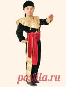 Костюм матадора очень красив, он прекрасно подчеркивает достоинства фигуры и очень идет мальчикам. Если ваш сын выбрал этот образ для участия в карнавале, то представить и защитить его поможет это стихотворение-визитка. Представление будет еще интереснее, если кто-то в костюме быка подыграет главному персонажу.