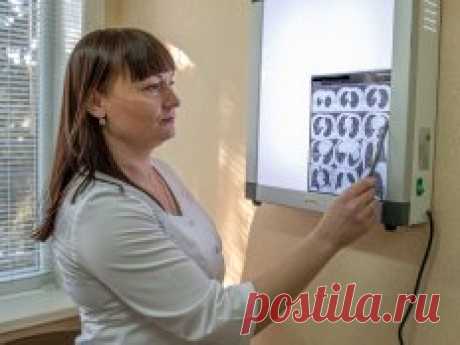 Шрамы на легких: пульмонолог о том, как предотвратить фиброз после ковидной пневмонии Ситуация с ковидом, утверждают медики, более-менее стабилизировалась. Но впереди еще два холодных месяца, и как они пройдут, никто точно не...