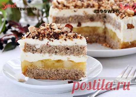 Ореховый бисквит с яблочным муссом и карамелизированными орехами | Sweet Twittes