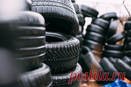 Продажи запчастей для автомобилей в России резко выросли. В октябре продажи запчастей для автомобилей в России выросли в 2,6 раза по сравнению с тем же периодом 2022 года, в некоторых регионах речь идет о росте почти в три раза. Немногим меньше, в 2,5 раза, выросли продажи аксессуаров в салон — это вакуумные присоски, уплотнительные материалы, стеклодомкраты и ароматизаторы.