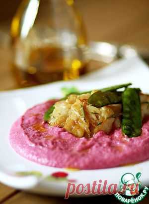 Рыба, глазированная медом и соевым соусом со свекольным пюре - кулинарный рецепт