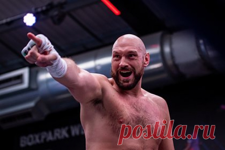 Глава WBC назвал имя лучшего боксера современности. Глава Всемирного боксерского совета (WBC) Маурисио Сулейман назвал британца Тайсона Фьюри лучшим боксером современности, добавив, что высокий статус теперь мешает ему находить соперников. «Никто не хочет с ним драться. Тайсон Фьюри был готов драться с любым», — заявил функционер.