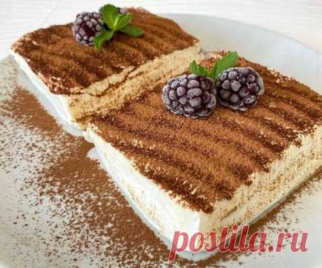 ЛЁГКИЙ, БЫСТРЫЙ И ВКУСНЫЙ ДЕСЕРТ БЕЗ ВРЕДА ДЛЯ ФИГУРЫ🤗 

Ингредиенты:
Для лимонного бисквита:
2 яйца;
60 г рисовой муки;
30 мл лимонного сока;
сах.зам по вкусу;
165 г греческого или обычного йогурта;
1/2 ч.л.разрыхлителя
1 ч.л лимонной цедры (по желанию)

Для крема:
130 г мягкого творога 5%;
сах.зам по вкусу
ванилин 1 гр

Приготовление:
Смешиваем все ингредиенты для теста и выливаем в силиконовую форму для выпечки.
Выпекаем в микроволновке при максимальной мощности 3-5 ми...