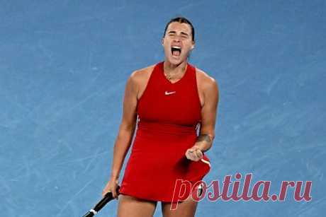 Теннисистка Соболенко выиграла Australian Open. Вторая ракетка мира, белорусская теннисистка Арина Соболенко выиграла Australian Open 2024 года. В решающем матче 25-летняя спортсменка оказалась сильнее китаянки Чжэн Циньвэнь. Встреча завершилась со счетом 6:3, 6:2. Они провели на корте 1 час и 16 минут. Соболенко — вторая ракетка мира в одиночном разряде.