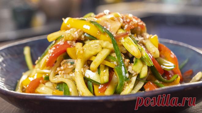 Вкусный пост. Делается за 5 минут. Салат из огурца и перца | Шеф-повар Василий Емельяненко | Яндекс Дзен