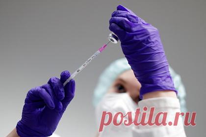 В Германии мужчина привился от COVID-19 почти 90 раз ради продажи сертификатов. Житель Германии за несколько месяцев почти 90 раз привился от коронавируса, чтобы позже продать сертификаты вакцинации, и был задержан полицией. 60-летний мужчина из Магдебурга в течение нескольких месяцев получил до 90 прививок от COVID-19 в центрах вакцинации федеральной земли Саксония.