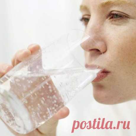 ВО РТУ ТАК ПЕРЕСЫХАЕТ, ЧТО ЯЗЫК К НЁБУ ПРИЛИПАЕТ..