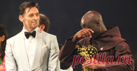 Преподаватель из глухой африканской деревни признан лучшим учителем в мире и получит $ 1 млн . Милая Я