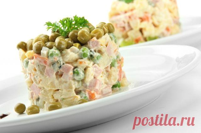 Оливье: 8 необычных рецептов привычного салата 

Всегда один и тот же оливье? Хоть это и самое новогоднее блюдо, но и оно может когда-нибудь надоесть. Мы обратились к профессионалам и спросили, как можно разнообразить привычный салат. Оказывается,…