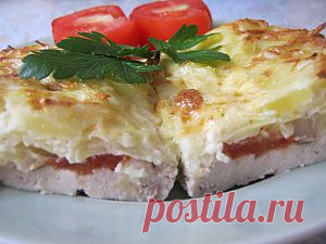 Очень нежное и сочное блюдо из курицы подойдет для повседневного обеда и праздничного стола.