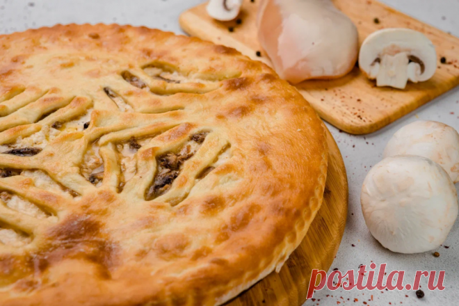 Пирог с грибами: аромат, уют и идеальное тесто ~ Арфа Когда по кухне разносится теплый аромат свежей выпечки с грибами, кажется, что весь мир замирает. Пирог с грибами — это не просто блюдо, а душевная традиция, в которой важна каждая деталь: от выбора муки до распределения начинки. Такой пирог объединяет за столом, вызывает ностальгию и дарит ощущение настоящего домашнего уюта. Секрет хорошей выпечки — в […]
