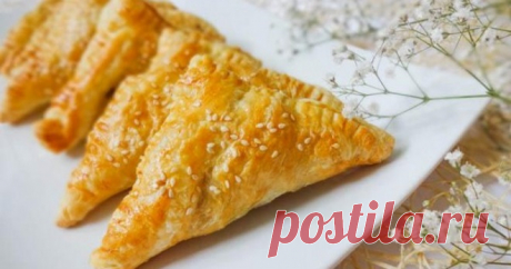 Пирожки из слоеного теста - лучшие рецепты вкусной выпечки с разными начинками. Пирожки из слоеного теста - лучшие рецепты вкусной выпечки с разными начинками.

Пирожки из слоеного теста – идеальное решение, если нужно быстро приготовить что-то вкусненькое, а в холодильнике имеет…